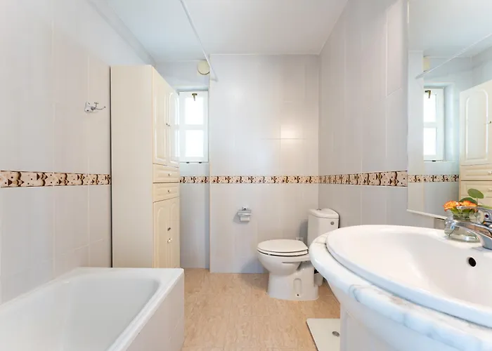 Tres Coronas Apartment *